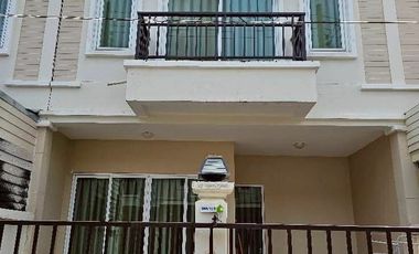 Аренда 3 спальни таунхаус в Банг Ламунг, Чонбури
