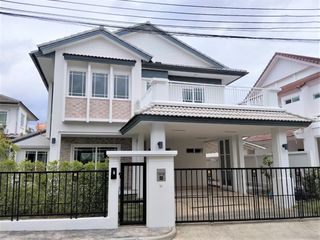 For Rent 4 Bedroom House In Mueang Chiang Mai