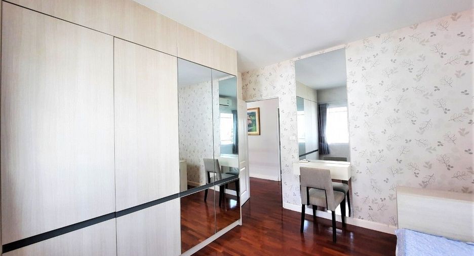 For rent 4 bedrooms house in Mueang Chiang Mai, Chiang Mai