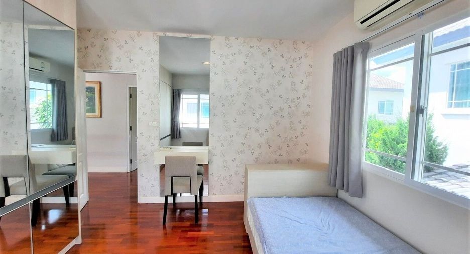 For rent 4 bedrooms house in Mueang Chiang Mai, Chiang Mai