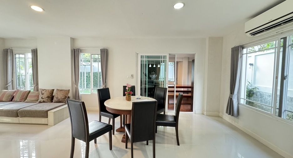 For rent 4 bedrooms house in Mueang Chiang Mai, Chiang Mai