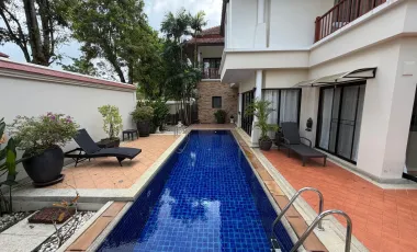 Reihenhaus zum Kauf mit 4 Zimmer in Thalang, Phuket