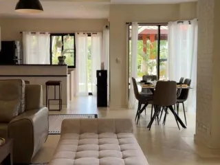For sale 4 ベッドルーム townhouse in Thalang, Phuket