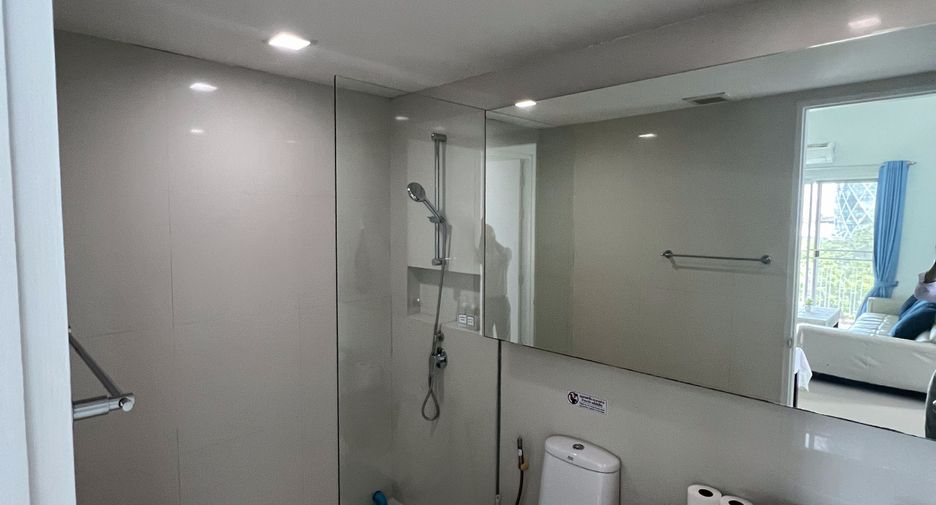 For sale 2 bedrooms condo in Phaya Thai, Bangkok