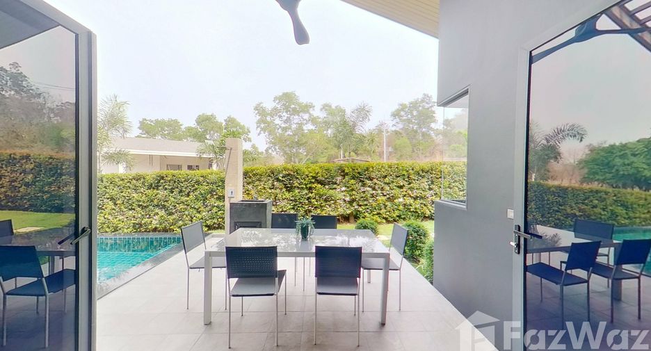 For sale 3 bedrooms villa in Hua Hin, Prachuap Khiri Khan