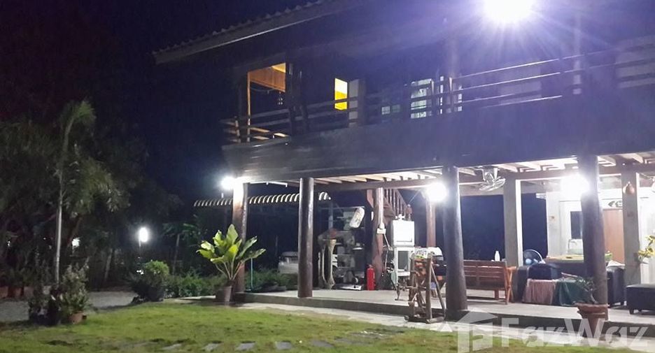 For sale 2 bedrooms house in Saraphi, Chiang Mai