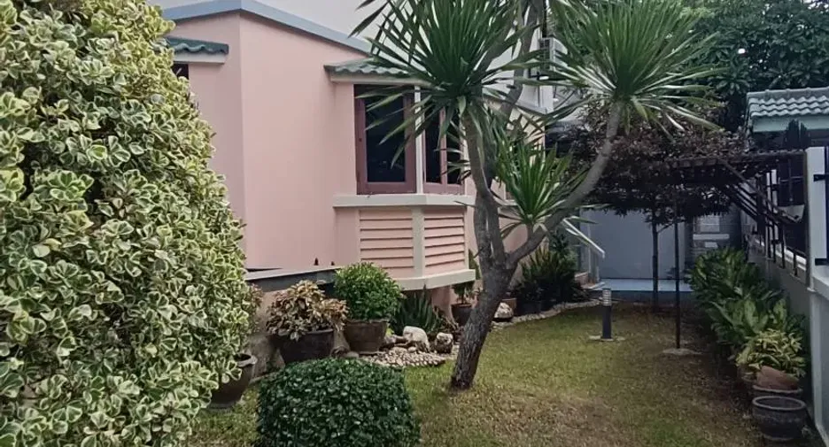 For sale 3 bedrooms house in Mueang Nakhon Sawan, Nakhon Sawan
