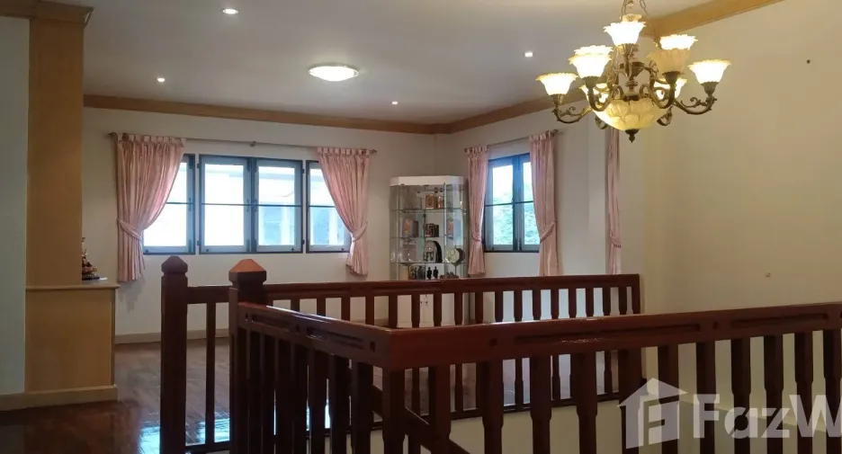 For sale 3 bedrooms house in Mueang Nakhon Sawan, Nakhon Sawan