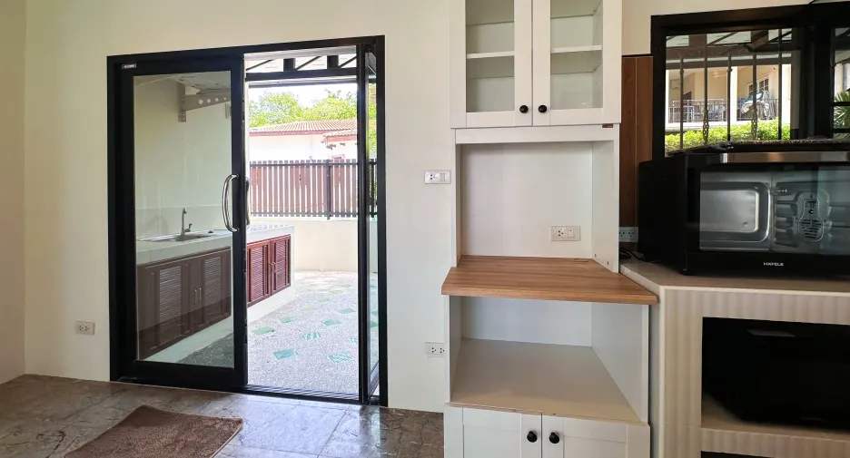 For rent 5 bedrooms villa in Hua Hin, Prachuap Khiri Khan