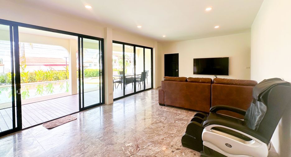 For rent 5 bedrooms villa in Hua Hin, Prachuap Khiri Khan