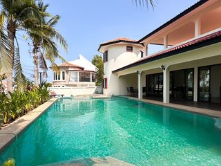 Villa en alquiler de 5 habitaciones en Hua Hin, Prachuap Khiri Khan