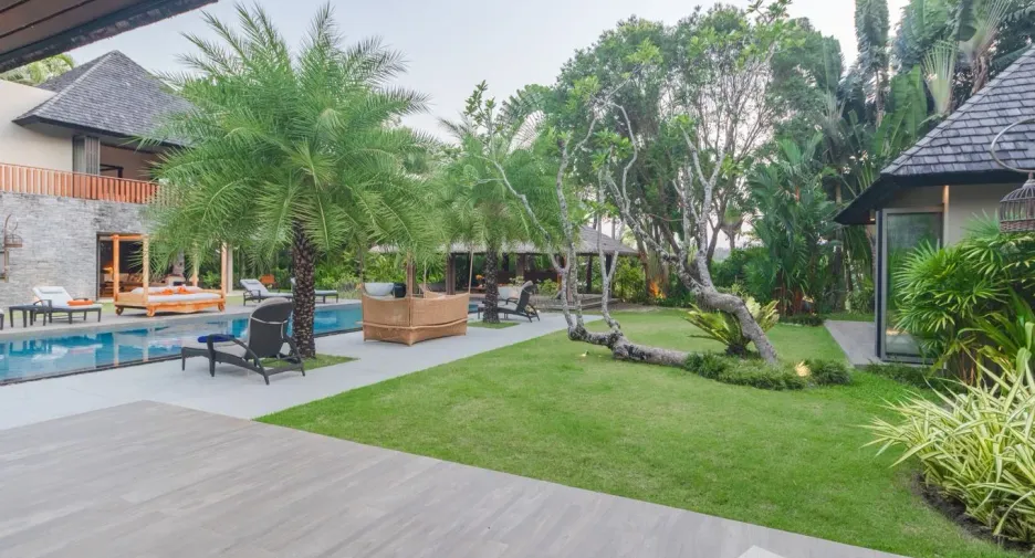 For rent 5 bedrooms villa in Thalang, Phuket