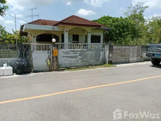 Casa en alquiler de 3 habitaciones en Mueang Krabi, Krabi