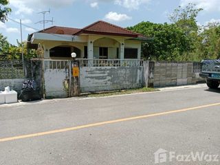 Casa en alquiler de 3 habitaciones en Mueang Krabi, Krabi