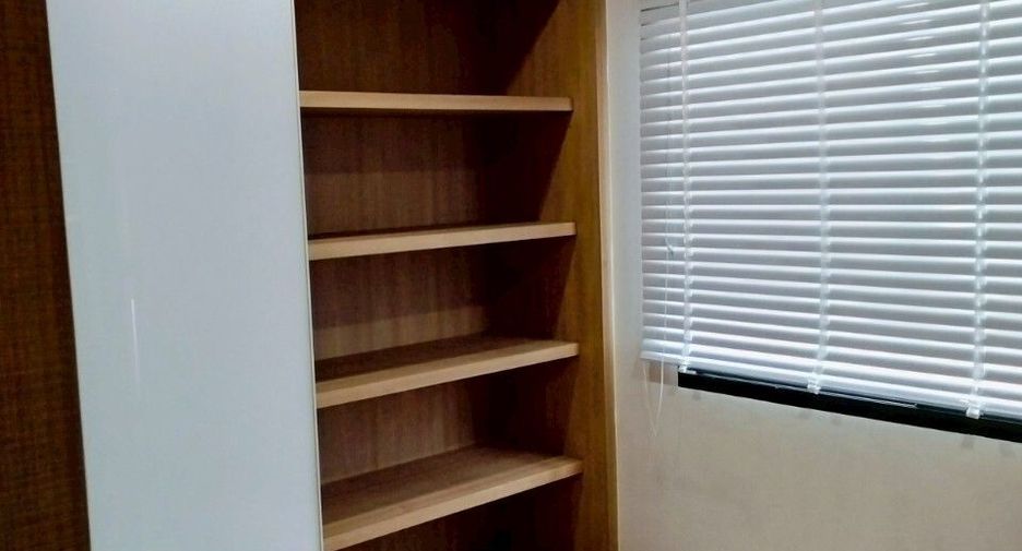 For sale 3 ベッドルーム townhouse in Bang Phli, Samut Prakan