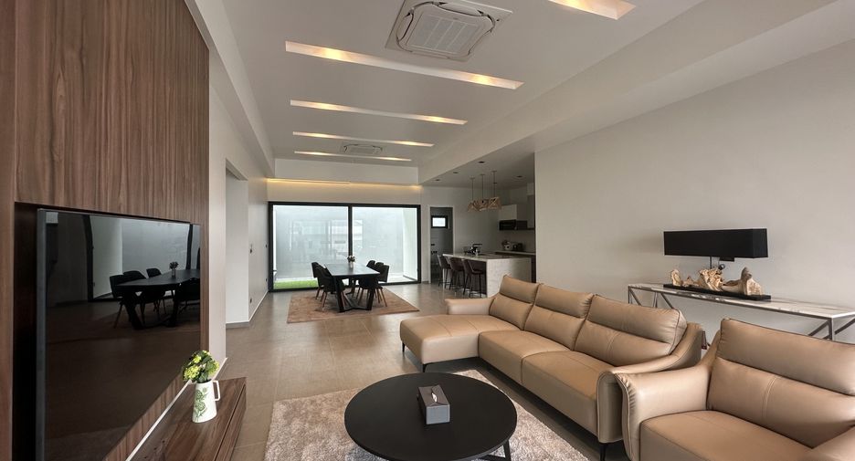 À vendre 3 chambres villa à Hua Hin, Prachuap Khiri Khan