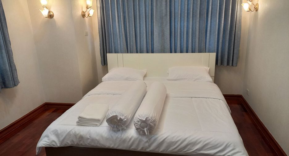 For rent 6 bedrooms house in Hua Hin, Prachuap Khiri Khan