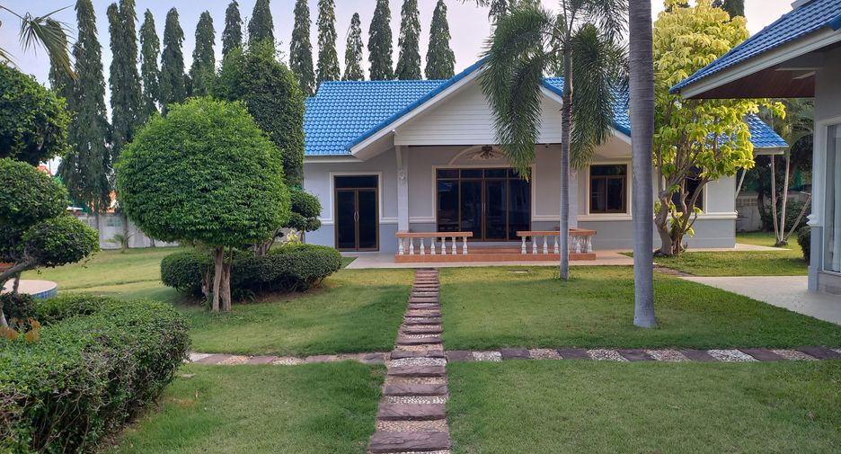 For rent 6 bedrooms house in Hua Hin, Prachuap Khiri Khan