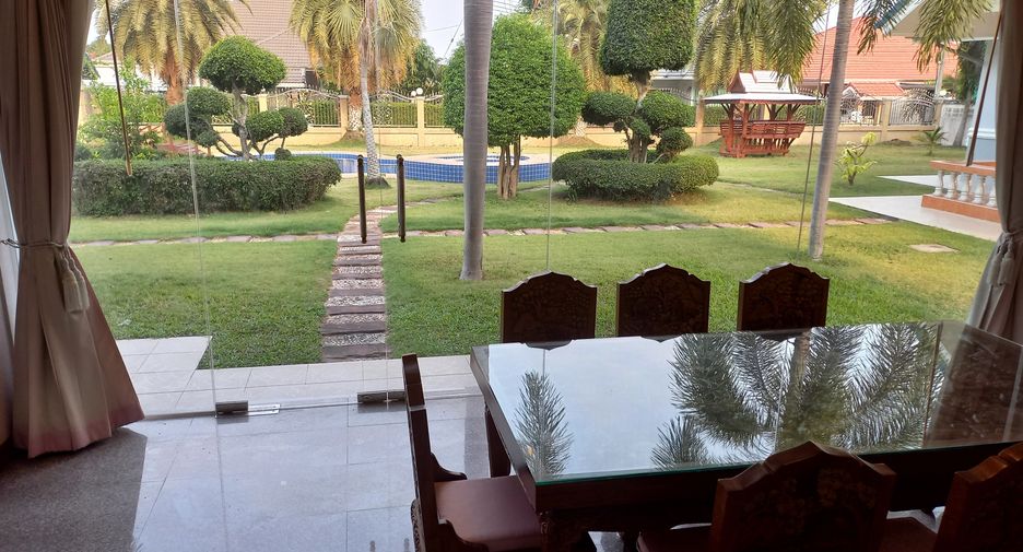 For rent 6 bedrooms house in Hua Hin, Prachuap Khiri Khan