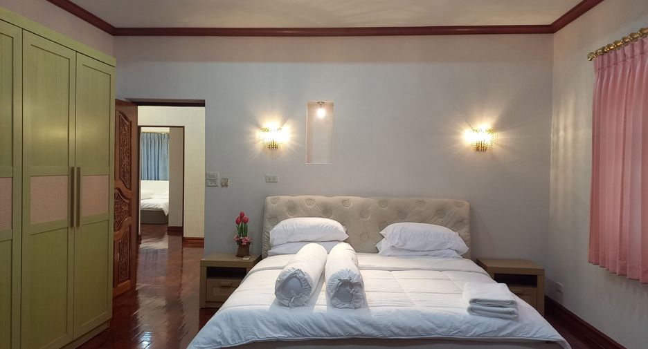 For rent 6 bedrooms house in Hua Hin, Prachuap Khiri Khan