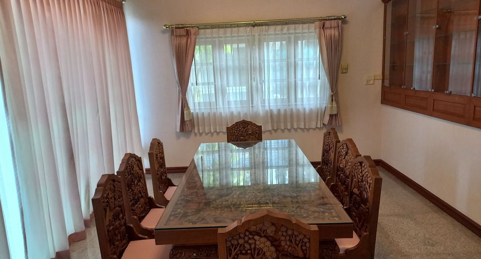 For rent 6 bedrooms house in Hua Hin, Prachuap Khiri Khan