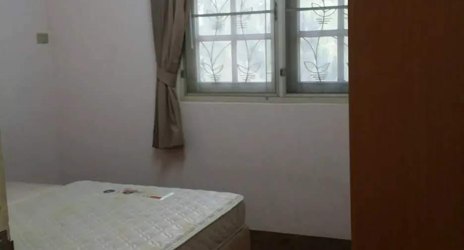 For sale 2 bedrooms townhouse in Hua Hin, Prachuap Khiri Khan