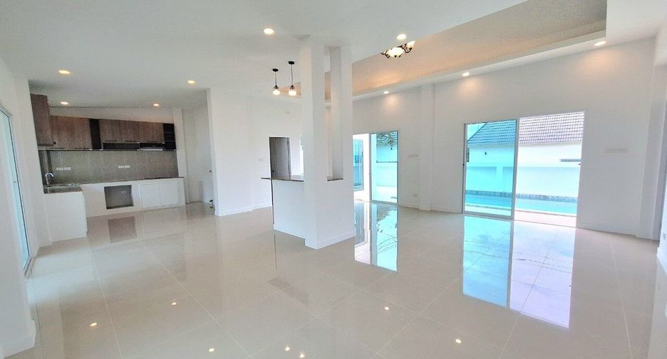 For sale 2 bedrooms villa in Hua Hin, Prachuap Khiri Khan