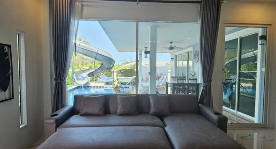 For sale and for rent 3 bedrooms villa in Cha Am, Phetchaburi
