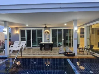 For sale and for rent 3 bedrooms villa in Cha Am, Phetchaburi
