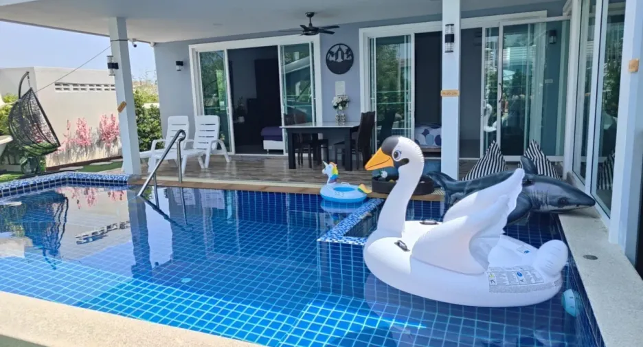 For sale and for rent 3 bedrooms villa in Cha Am, Phetchaburi