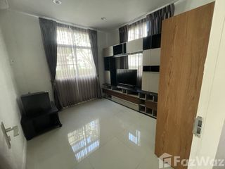 For sale 4 bedrooms house in San Kamphaeng, Chiang Mai
