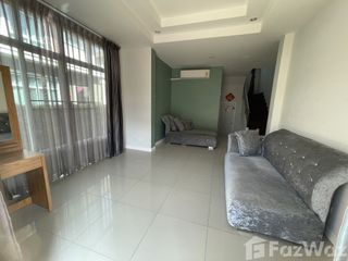 For sale 4 bedrooms house in San Kamphaeng, Chiang Mai