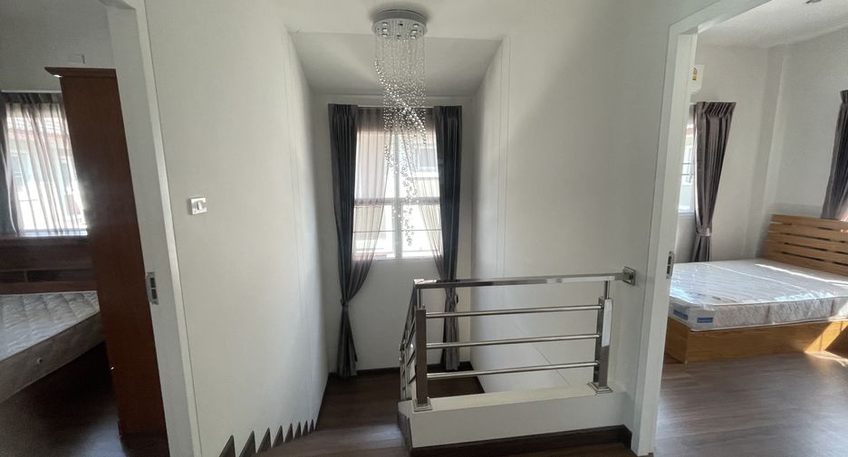 Продажа 4 спальни дом в Сан Кампаенг, Чианг Маи