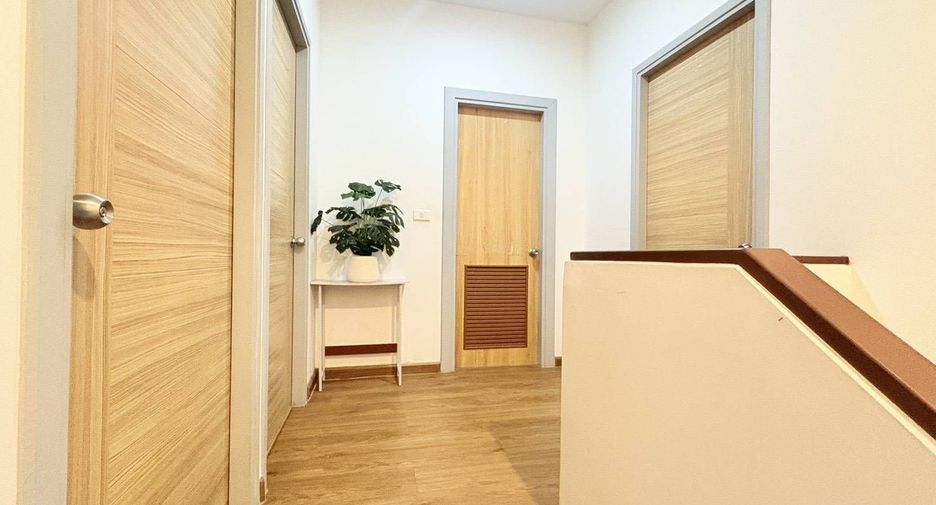 For sale and for rent 3 bedrooms townhouse in Mueang Phuket, Phuket