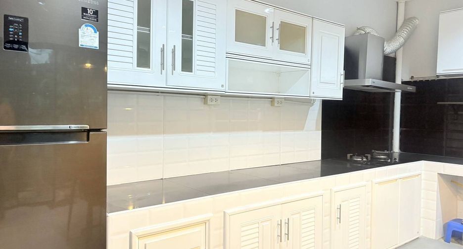 For sale and for rent 3 bedrooms townhouse in Mueang Phuket, Phuket