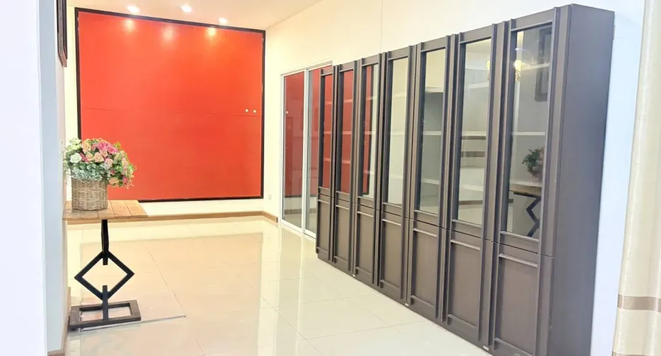 For sale and for rent 3 bedrooms townhouse in Mueang Phuket, Phuket
