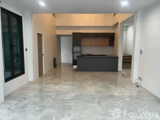 Casa en venta de 4 habitaciones en Mueang Chiang Mai, Chiang Mai