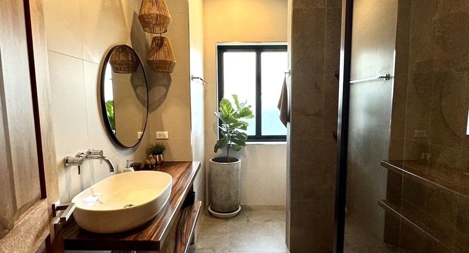 For rent 3 bedrooms villa in Hua Hin, Prachuap Khiri Khan
