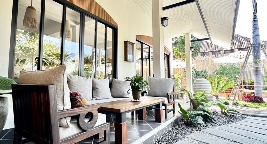 For rent 3 bedrooms villa in Hua Hin, Prachuap Khiri Khan
