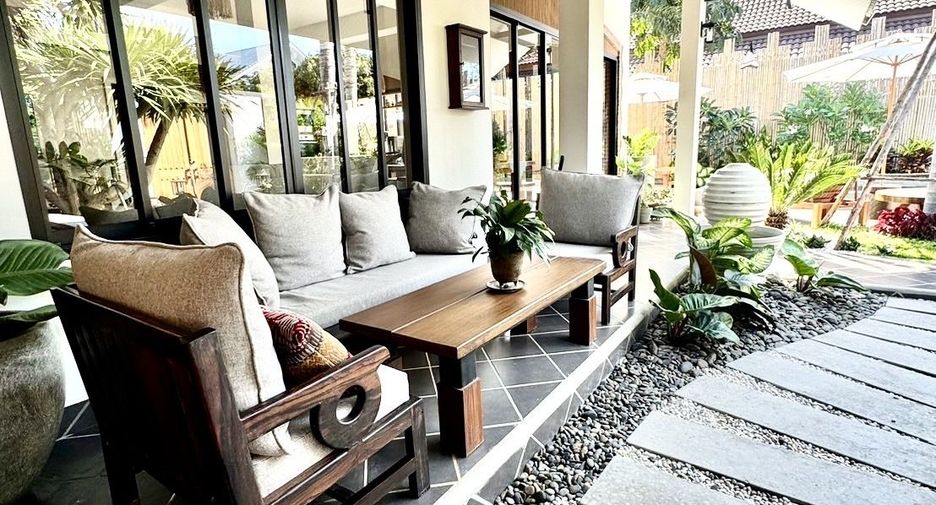 For rent 3 bedrooms villa in Hua Hin, Prachuap Khiri Khan