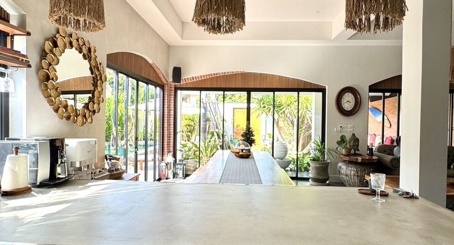 For rent 3 bedrooms villa in Hua Hin, Prachuap Khiri Khan