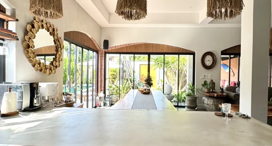 For rent 3 bedrooms villa in Hua Hin, Prachuap Khiri Khan