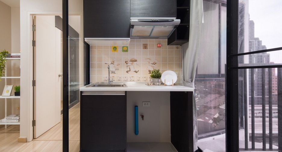 For sale 1 bed condo in Chom Thong, Bangkok