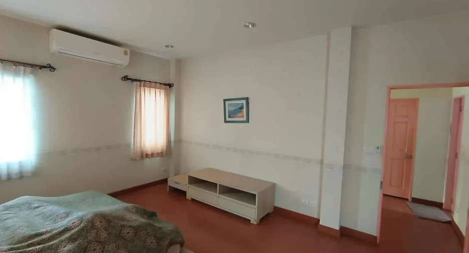 For rent 3 ベッドルーム house in Phutthamonthon, Nakhon Pathom