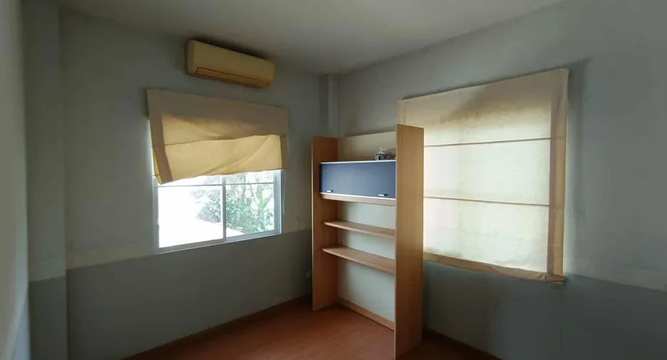 For rent 3 ベッドルーム house in Phutthamonthon, Nakhon Pathom