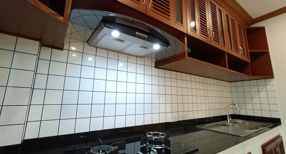 For sale 2 bedrooms townhouse in Hua Hin, Prachuap Khiri Khan