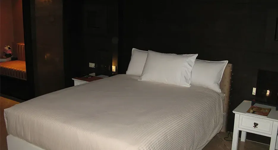For sale 4 bedrooms condo in Khlong Toei, Bangkok