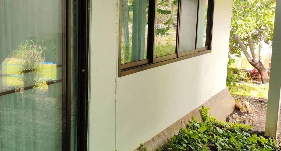 For sale 4 bedrooms house in Cha Am, Phetchaburi