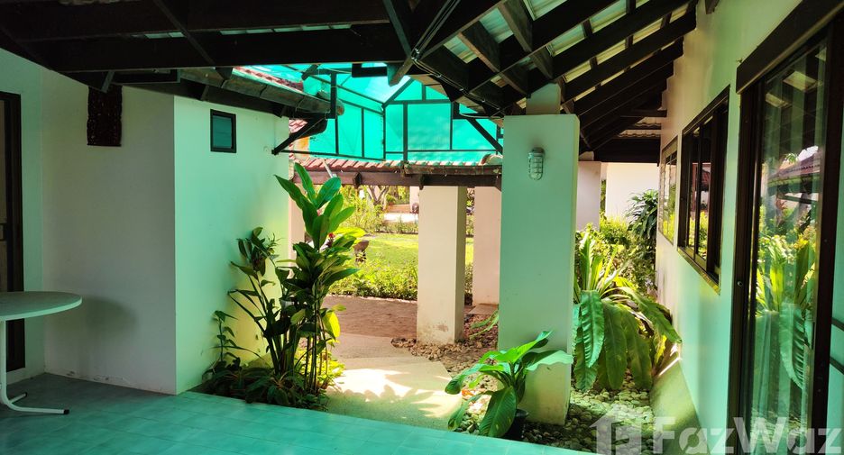 For sale 4 bedrooms house in Cha Am, Phetchaburi