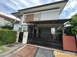 For sale 4 bedrooms house in Min Buri, Bangkok